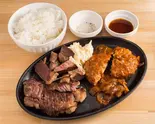 【当店人気No.1】ステーキとお肉とハンバーグのセット(ライス付き)（【メガ盛り弁当！！】洋食店 エクストラバガンザ 大名店）