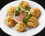 フライドモモ6個 Fried Momo（ローカル渋谷店 LOCAL SHIBUYA）