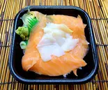 サーモンつぶ貝丼(ドン丼丸)