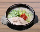 돼지국밥/テジ・グクパプ（韓国中華 一釜食堂 중화요리 한가마 Korean style Chinese food HANGAMA）