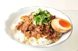 魯肉飯(パクチーあり)（台北茶房）