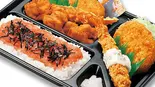 スペシャルカラ・めんたい弁当（本家かまどや 東池袋店）