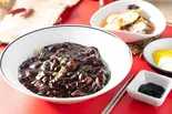 ジャジャン麺+ミニタンスユクのセット 짜장면, 미니탕수육 세트（チンチャル千葉店）