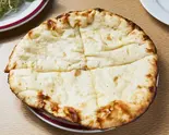チーズナン Cheese Naan（LAXMI）