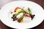 イカと野菜の塩炒め（中華旬彩料理東方紅立川高島屋店）