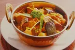ナスとジャガイモのカレー Beigan Aloo Curry（インド料理ディビー）