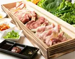 国産銘柄豚のサムギョプサルセット(豚バラ150g、包野菜、薬味付)（KOREAN KITCEN 韓風房）