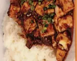 マーボー豆腐丼 Mapo Tofu（王さん私家菜）