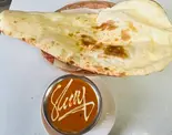 チキンカレー+ナンセットchicken curry nan set（インド・ネパールパパのカレー）