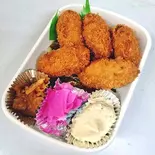 カキフライ弁当（和菓子・唐揚げ・おにぎり・お弁当 mi-和）