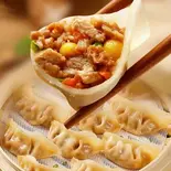 しいたけ餃子(しいたけ、とうもろこし、鶏ひき⾁)——10個(毎個25g)（王さんの手包み餃子）