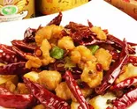 鶏唐揚げ山椒辛味炒め（魯肉飯が人気！台北飯店 Taipeihanten）