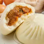 肉まん(小)——1個(毎個50g)（王さんの手包み餃子）
