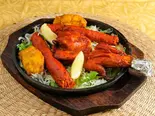 タンドリー盛り合わせ Tandoori Assorted Dish（INDIAN NEPALI RESTAURANT ＆ BAR THE OASIS CAFE）
