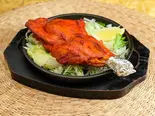 タンドリーチキン Tandoori Chicken（INDIAN NEPALI RESTAURANT ＆ BAR THE OASIS CAFE）