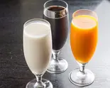 ココナッツジュース Coconut Juice（インド・ネパール料理「ヨコハマ アジアン ダイニング＆バー」）