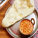 【新登場】カレーナンセット CURRY NAAN SET(インドネパールレストラン エベレスト)