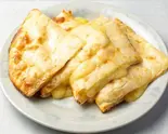チーズナン/Cheese naan（アンナプルナ インドレストラン 箱崎店）
