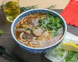 ブンボー Bun Bo（ベトナム料理フォーロック）