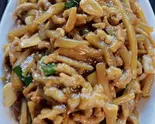 豚肉とザーサイ炒め(食神餃子王)