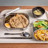 ジーパイ弁当【塩椒雞排】 Taiwanese Fried Chicken lunch box（ホージャー 好呷台湾屋台 HOJYA.TAIWAN）