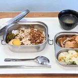 蒸し鶏＆ルーロー弁当【雞魯便當】+ドリンクセットbraised pork+ Shredded chicken lunch box+drink（ホージャー 好呷台湾屋台 HOJYA.TAIWAN）
