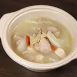 にんにくと手羽元スープ【蒜頭雞湯】（ホージャー 好呷台湾屋台 HOJYA.TAIWAN）