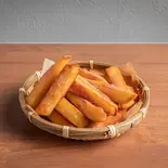 サツマイモのフライドポテト【地瓜薯條】Sweet Potao Fries（ホージャー 好呷台湾屋台 HOJYA.TAIWAN）