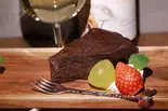 濃厚ガトーショコラ（よねおじさんのケーキ屋さん 靱本町店）