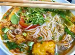 ブン・カニ風味 BÚN RIÊU CUA(ベトナム料理チェーサインレストラン)