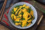 ニラと卵炒め(韭菜炒鸡蛋)(玉松麻辣烫)
