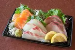 おまかせお造り3種盛り(2人前)（魚河岸のすし えびす 水道筋店）