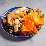 ソーセージサラダ ยำปลาร้าไส้กรอกลูกชิ้นปลาหมึก（【タイ料理】マラコー MARAKO THAI FOOD）