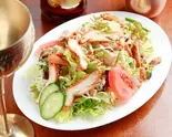 チキンサラダ Chicken Salad(NEW RAIアジアン ダイニング)