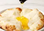 はちみつチーズナン Honey Cheese Naan（KALAKA KITCHEN）