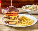 ダブルチーズバーガー Double Cheeseburger(TOKYO BURGER CAFE&BAR)