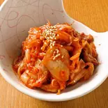 旨辛キムチ（韓国料理・サムギョプサル専門店 もっさむ mossam）