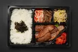 黒毛和牛☆上カルビ弁当（焼肉あんど）