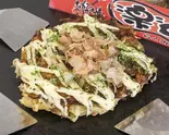 豚玉 Pork Okonomiyaki（鉄板焼お好み焼き 楽味）