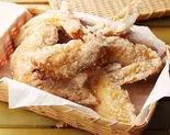 金賞の手羽先5本（炭火焼居酒屋とりきち）