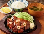 四日市トンテキ定食（炭火焼居酒屋とりきち）