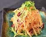 ジャガイモのピリ辛和え (凉拌土豆絲)（金福楼）