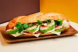 えびアボカドバインミー Shrimp Avocado Banh Mi（バインミーシンチャオ 神戸店）