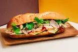 チキンサラダバインミー Chicken Salad Banh Mi（バインミーシンチャオ 神戸店）