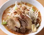 吉岡特製辛みそ豚ラーメン（自家製熟成麺 吉岡 目白店）