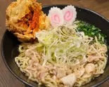 肉中華(冷)ごぼうのかき揚げ乗せ（肉蕎麦 かわしょう）