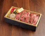 飛騨牛赤身重（大阪鋤焼 大蛇 南堀江店）