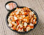 当店人気No.2温泉玉子ガーリックヤンニョム焼鳥丼(お肉200g)（とりあえず ーJuicy Chicken Bowlー メガ焼鳥丼 川崎店）