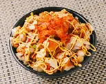 キムチガーリックヤンニョム焼鳥丼(お肉200g)（とりあえず ーJuicy Chicken Bowlー メガ焼鳥丼 川崎店）