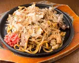 濃厚ソース焼きそば Fried Noodle Cooked with Rich Sauce（お好み焼き＆鉄板焼き おかん Okonomiyaki ＆ Teppanyaki Okan）